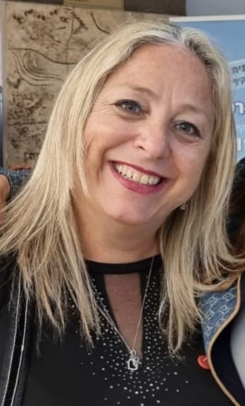 רונית טאוב מנהלת מקיף ו'