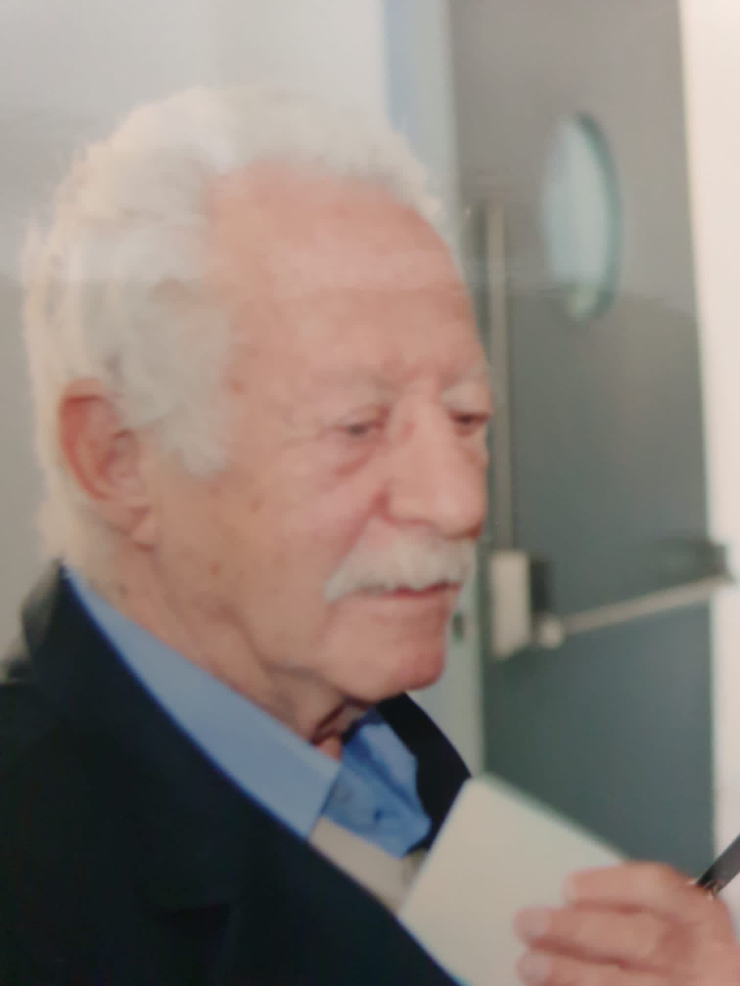 דיוויס אהוד