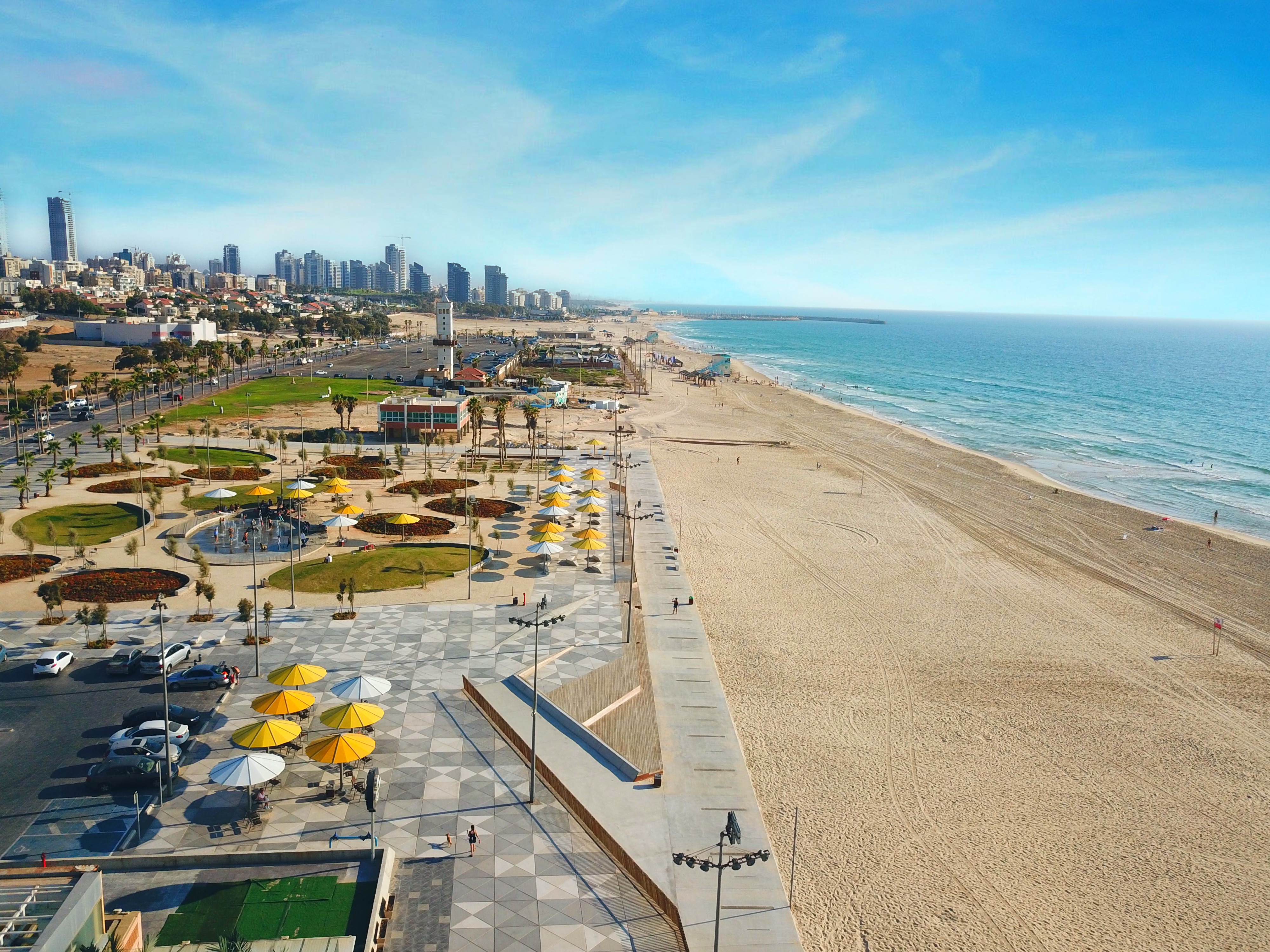 טיילת חוף מי עמי