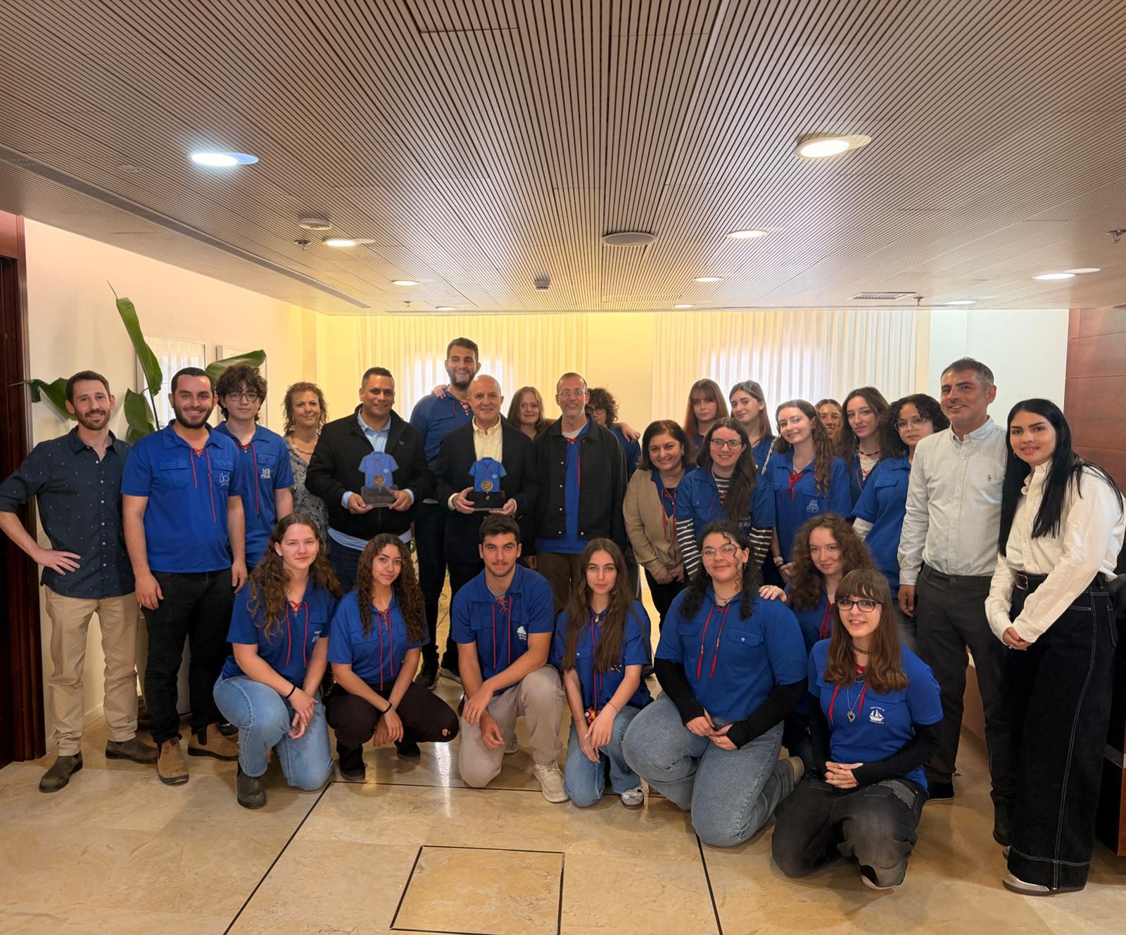 הנוער העובד והלומד