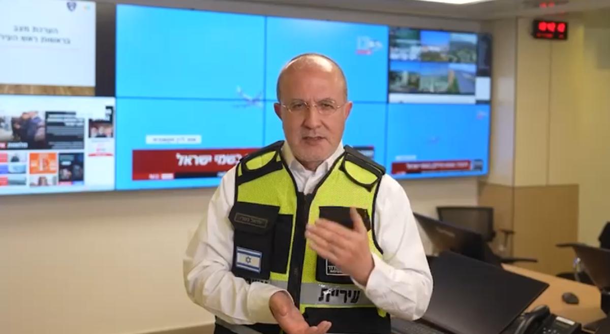 Мэр города доктор Ихиэль Ласри