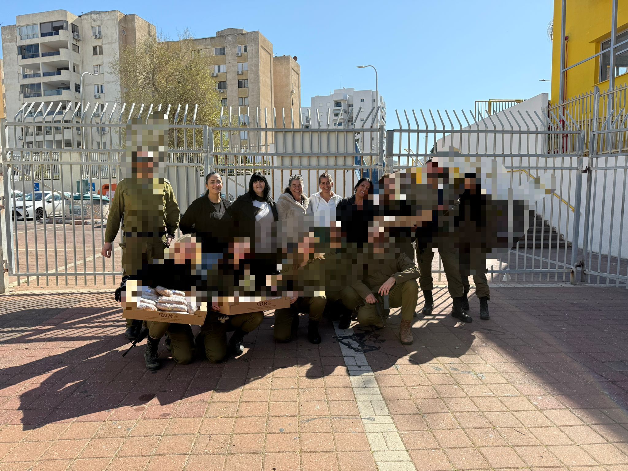 Женщины Ашдода подарили солдатам вкус дома